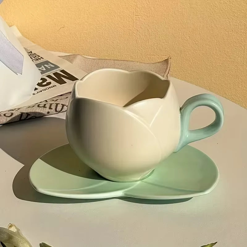 Tulip-shaped Coffee Cup