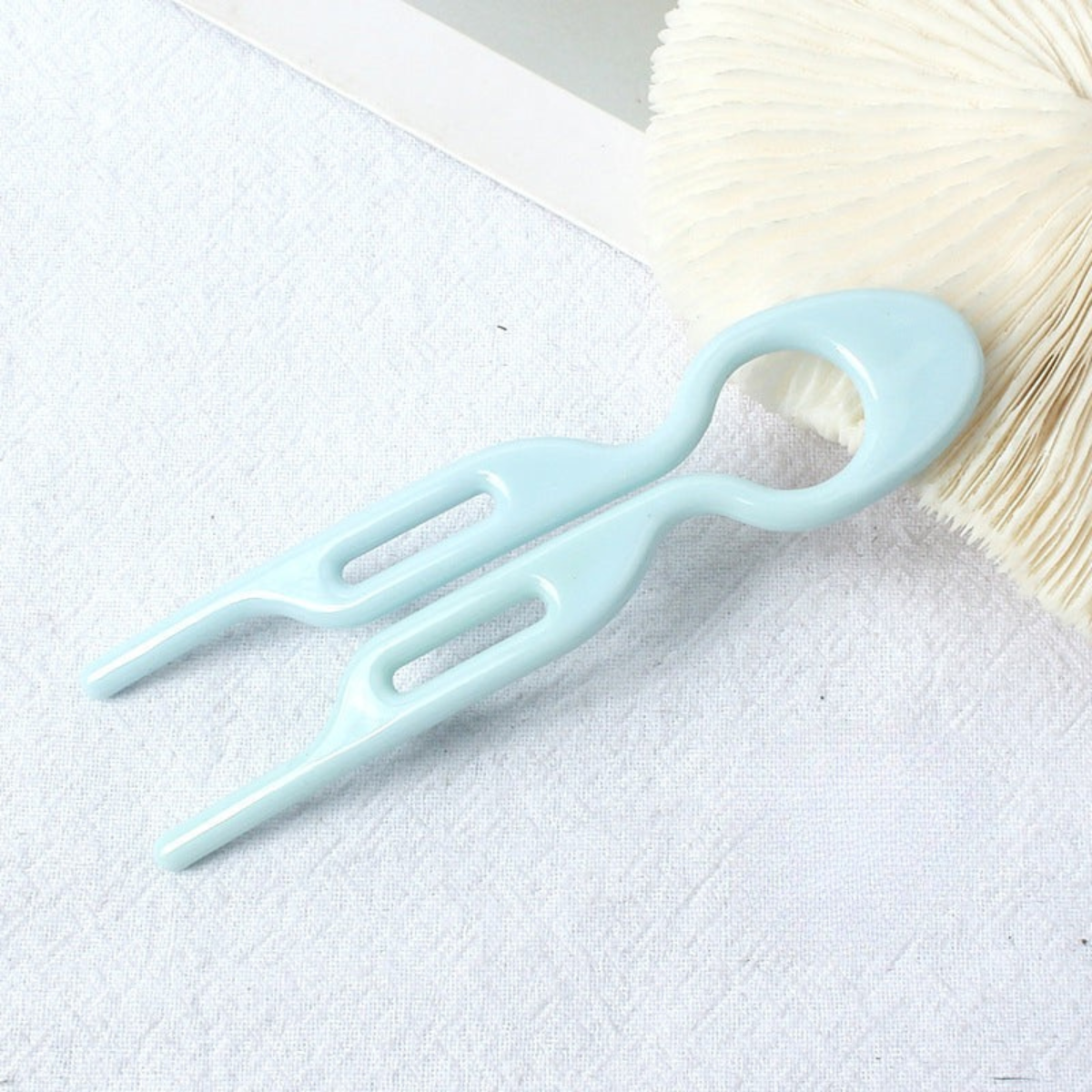 Lunara Hair Pins Set | Effortless Updos, 6 Pieces, Ideal Hair Clips for Thick Hair 24