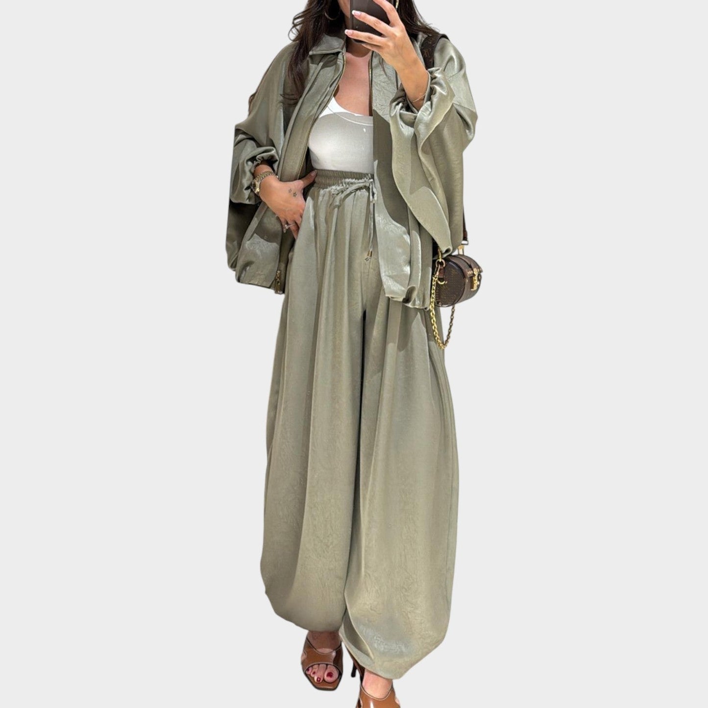 Rela Luxe Set | Flowy Outer Layer, Wide-Leg Trousers 6