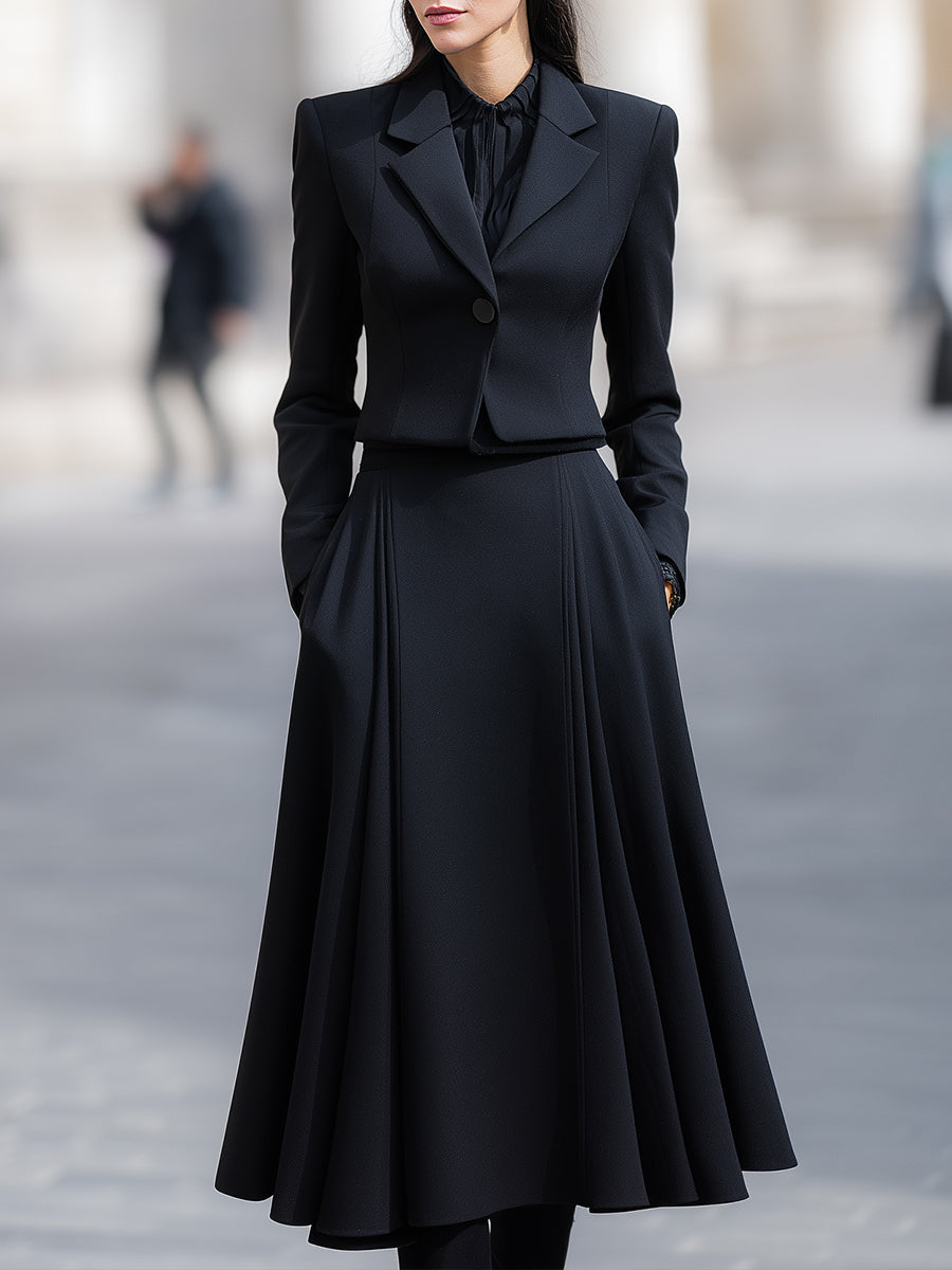 Elarin — Tailored blazer en geplooide midi-rok set met gestructureerde pasvorm