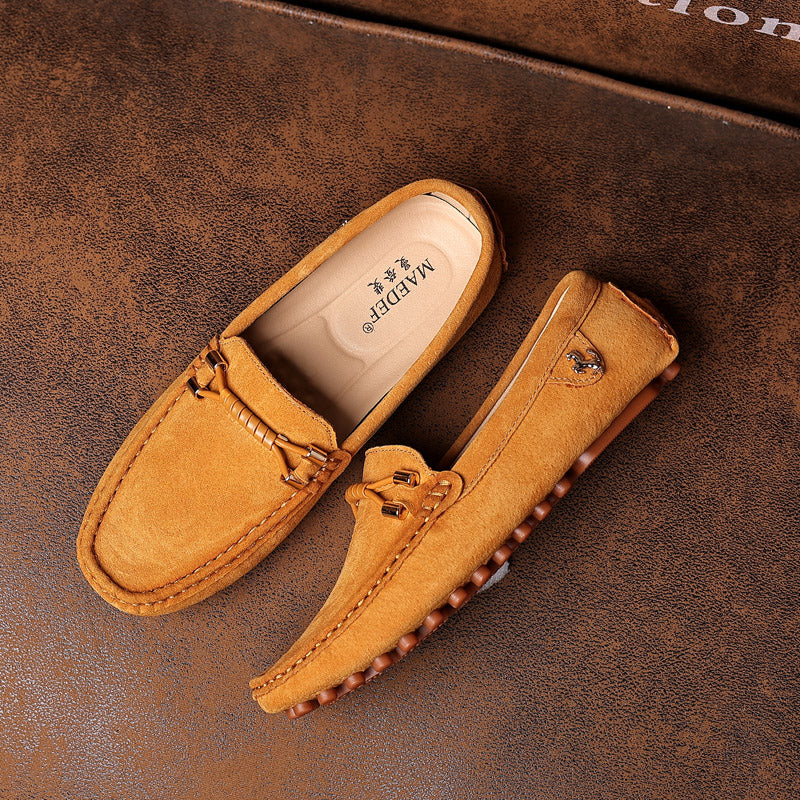 Velaro — Premium Suede Loafers with Cushioned Comfort and Metallic Accents