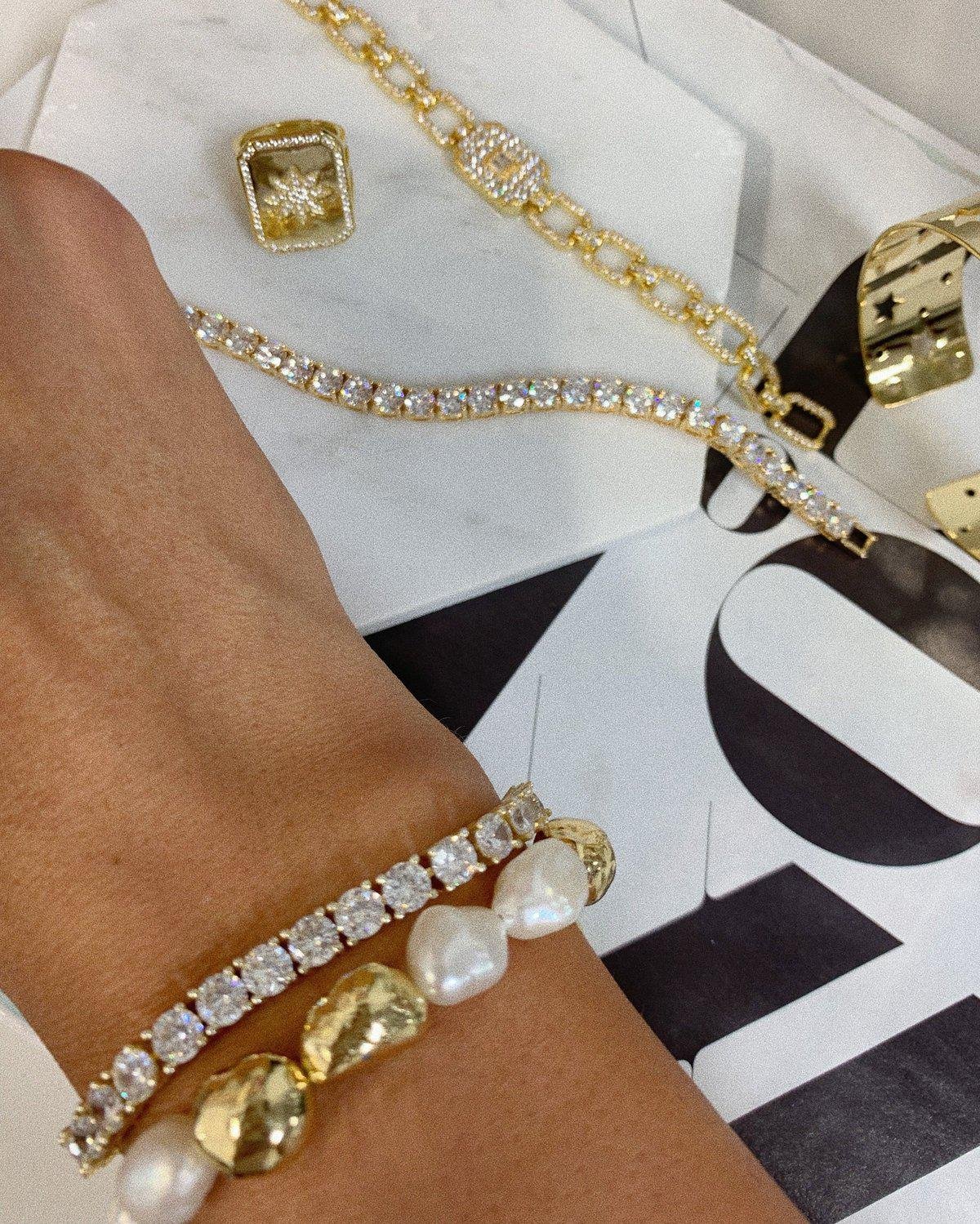 Firestorm Moissanite™ — Own Every Moment with Unforgettable Sparkle