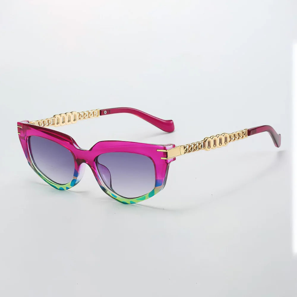 Emberlyn — Óculos de Sol UV400 Estilo Gatinho com Hastes em Corrente Dourada