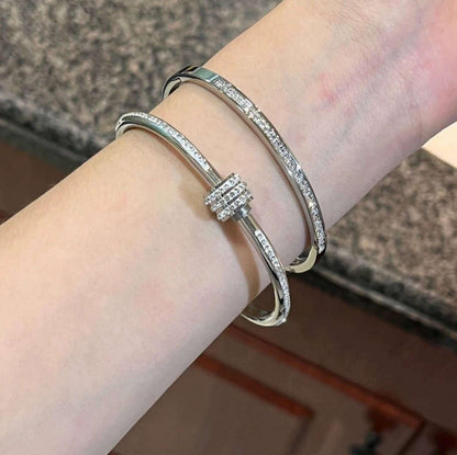 Five-Piece Bracelet Set™ — Ανάδειξε την Αυτοπεποίθησή σου με Κάθε Λαμπερή Ματιά