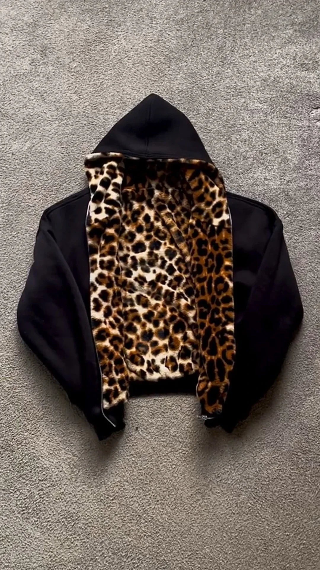 Reversible Leopard Print Zip Sweatshirt 32$ TODAY ONLY