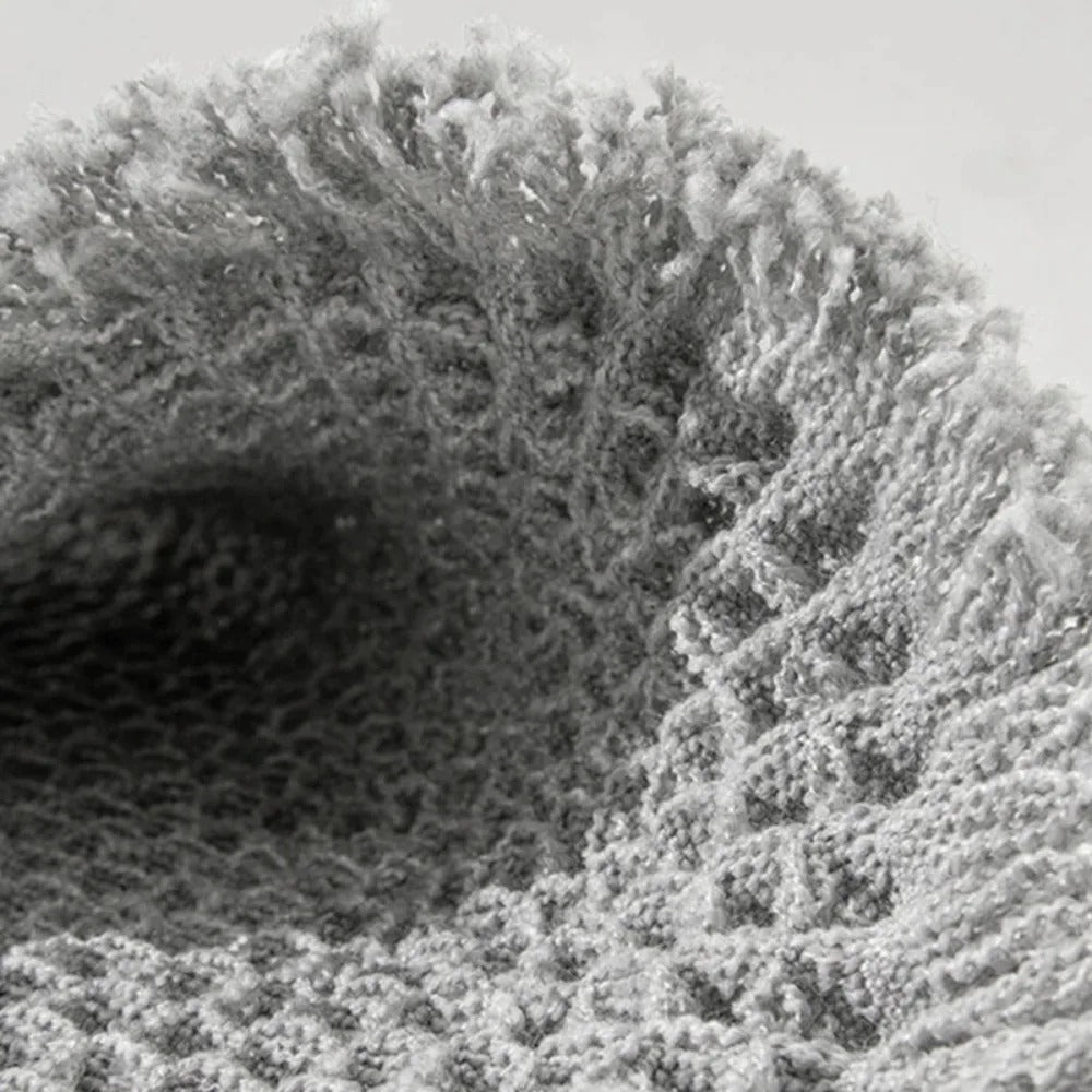 Solis Waffle Mat™ — Step Into Instant Luxury and Safety Every Day