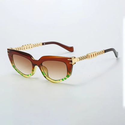 Emberlyn — Óculos de Sol UV400 Estilo Gatinho com Hastes em Corrente Dourada