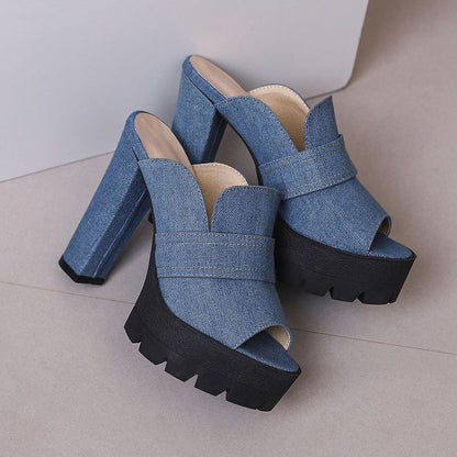Varaela — Raw-Denim-Sandalen mit klobigem Absatz und gepolstertem Komfort