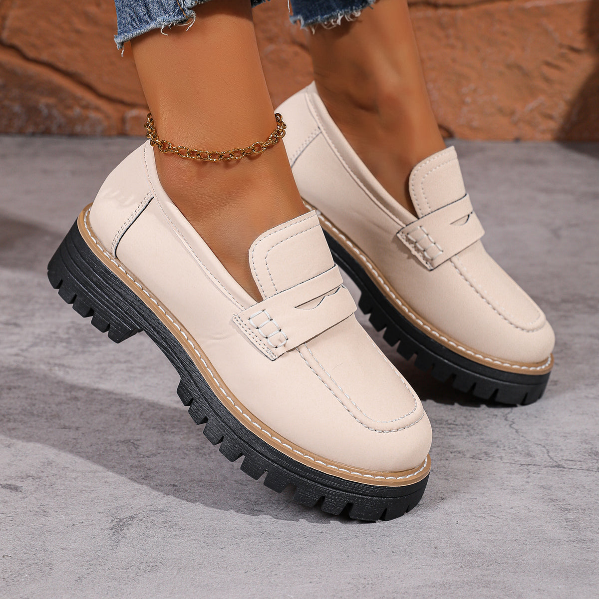 Zevra — Chunky Lug Sole Penny Loafers with Cushioned Comfort