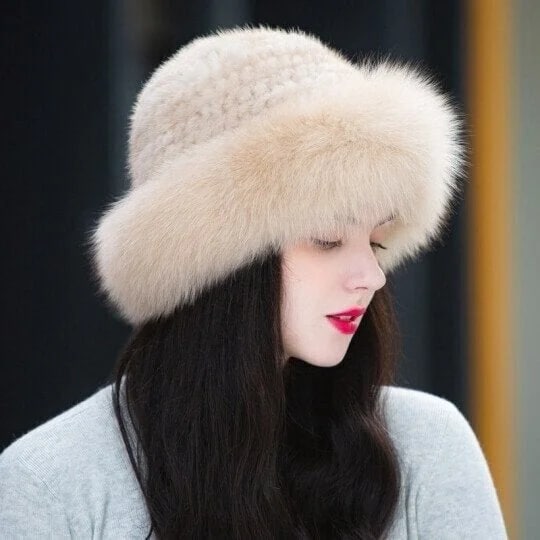 Faux Fur Winter Hat™ — Cozy Armor That Crushes Cold and Elevates Your Style