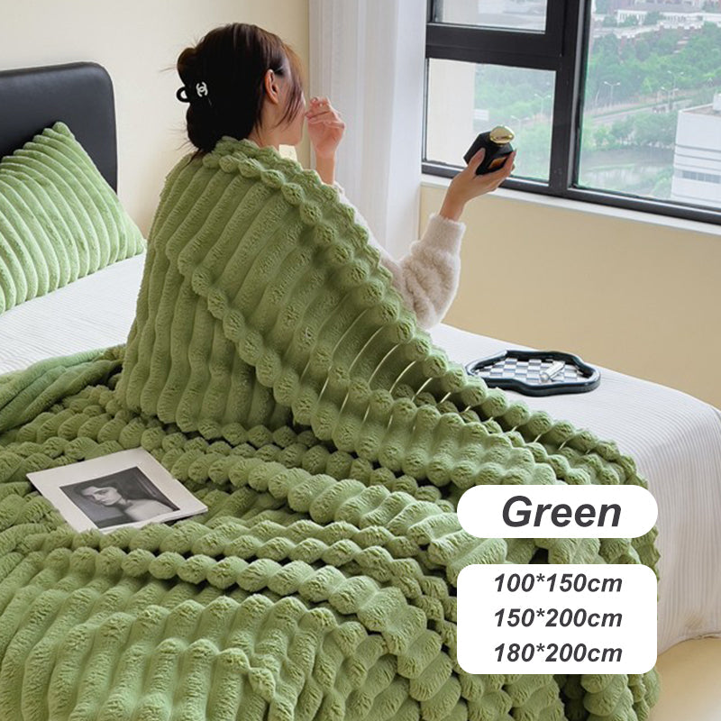 WhisperSoft Throw™ — Wrap Yourself in Effortless Warmth and Timeless Comfort