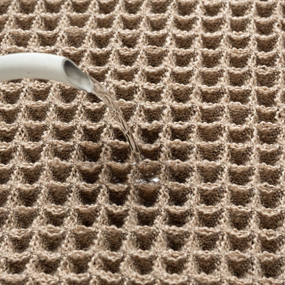 Solis Waffle Mat™ — Step Into Instant Luxury and Safety Every Day