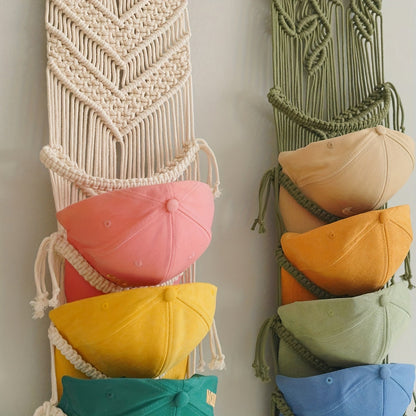 Kaelin — Handgemaakte Macramé Hoed Organizer met Boho Stijl