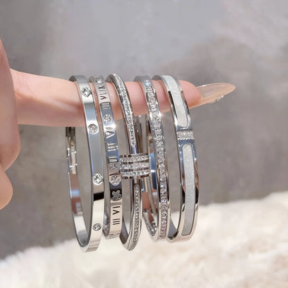Five-Piece Bracelet Set™ — Ανάδειξε την Αυτοπεποίθησή σου με Κάθε Λαμπερή Ματιά