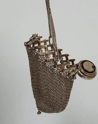 Norla — Handmade Chain Mail Coin Purse with Vintage 1920s Style