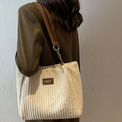 Layna — Stylish Corduroy Tote Bag with Adjustable Strap