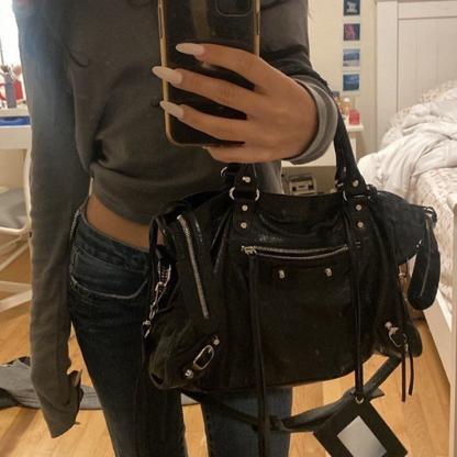 The Vogue Bag™ — Effortless Chic Meets Everyday Function