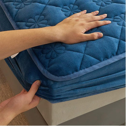 VelaroLux™ — Experience Heavenly Softness That Revives Your Sleep Every Night