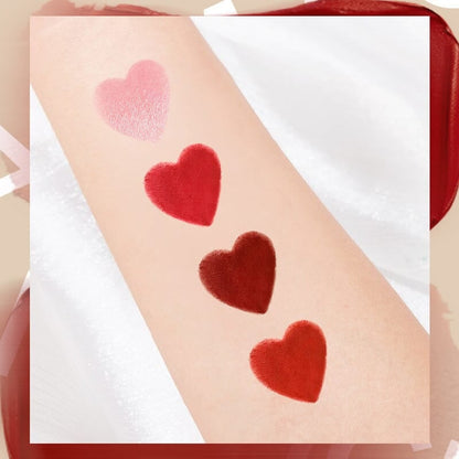 Set de rouges à lèvres mats Lunessa Velvet — Rouges à lèvres mats avec accessoire sac à chaîne