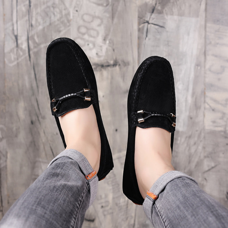 Velaro — Premium Suede Loafers with Cushioned Comfort and Metallic Accents