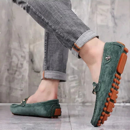 Velaro — Premium Suede Loafers with Cushioned Comfort and Metallic Accents
