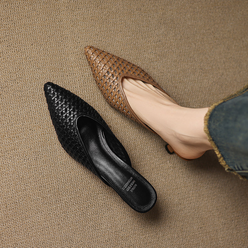 Liora — Handgewebte Pumps aus echtem Leder mit niedrigem Kitten-Heel
