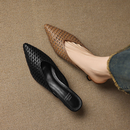 Liora — Handgewebte Pumps aus echtem Leder mit niedrigem Kitten-Heel