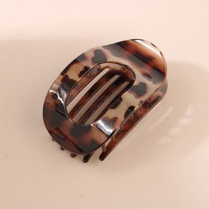 VelvetClasp™ — Experience All-Day Luxury Hold Without a Single Pinch