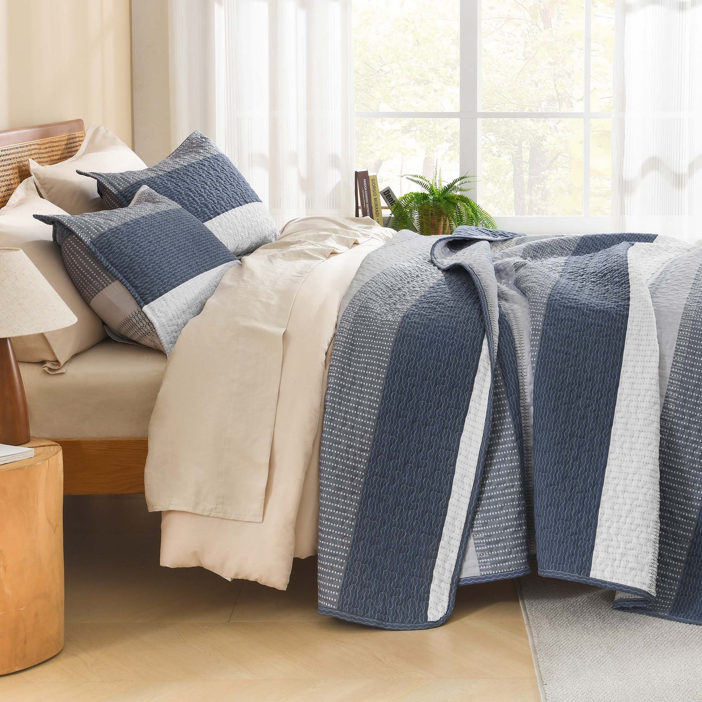 ShadowVeil™ Stripe Quilt Set — Unleash Bold Style and Year-Round Cloudlike Comfort