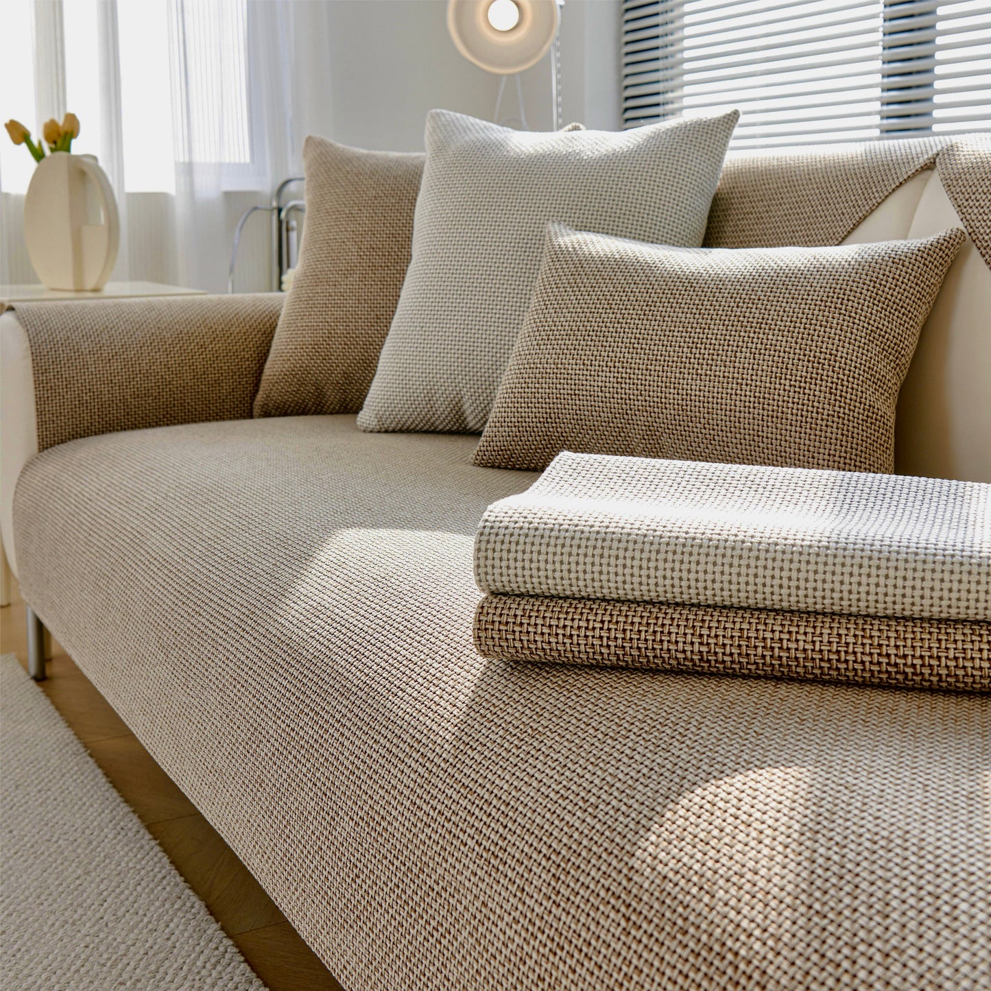 GLIZM Sofa Cover™ — Wrinkle-Free Comfort That Clings So You Can Relax in Style