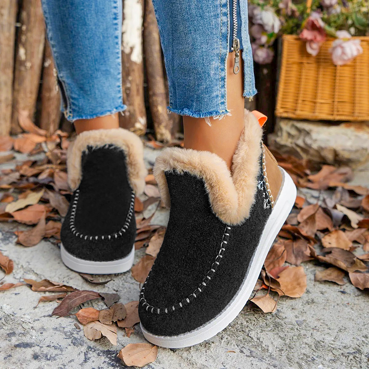 Velloro Bloom — Women’s Weatherproof Fleece-Lined Boots for Winter