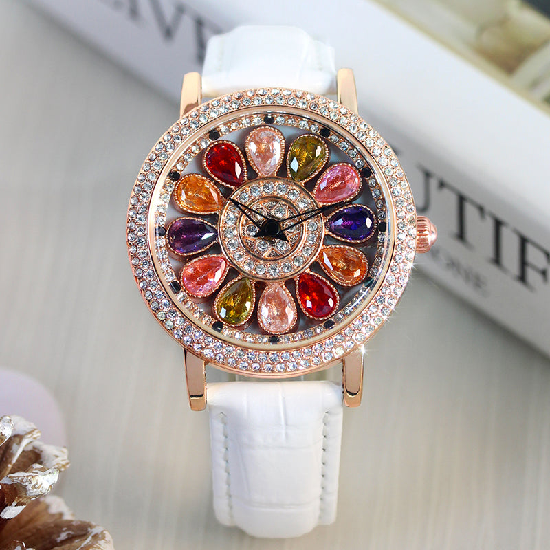 CrystalHalo Watch™ — 眩しい止められない華やかさであらゆる場所を支配する時計