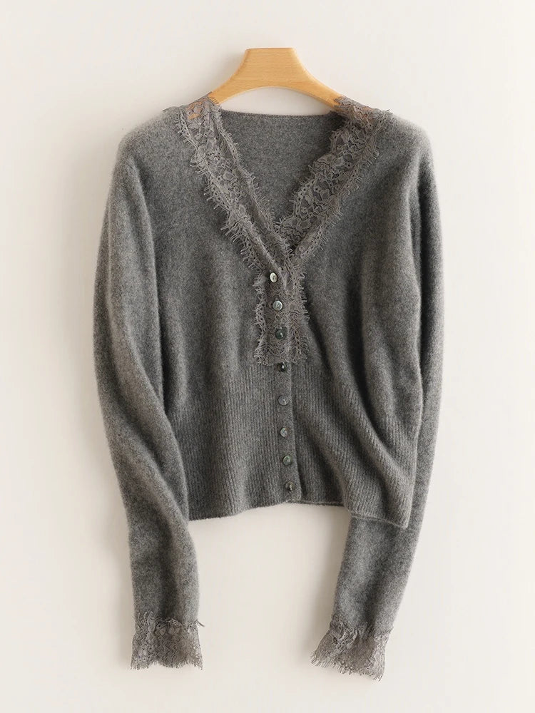 Elara — Weicher Kaschmir-Spitzen-Cardigan zum Layern