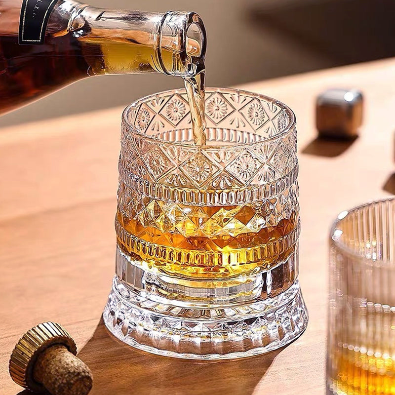 Pahar HypnoSpin pentru Whiskey™ — Aprinde-ți Simțurile cu Fiecare Înghițitură Hipnotizantă