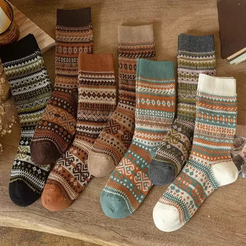 Zelenia Socks — Retro Ethnic Mid-Length Comfort Socks