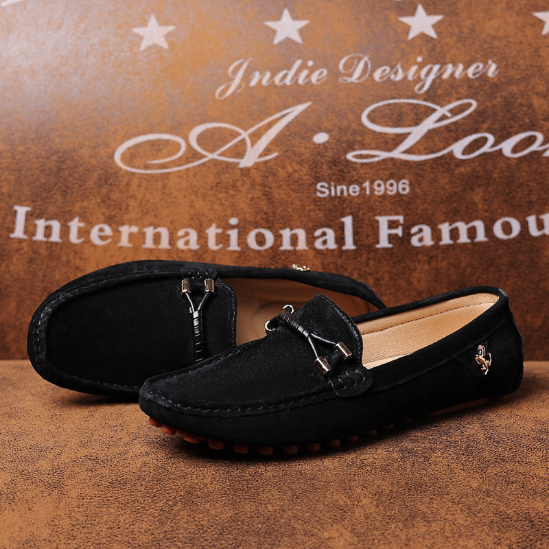 Velaro — Premium Suede Loafers with Cushioned Comfort and Metallic Accents