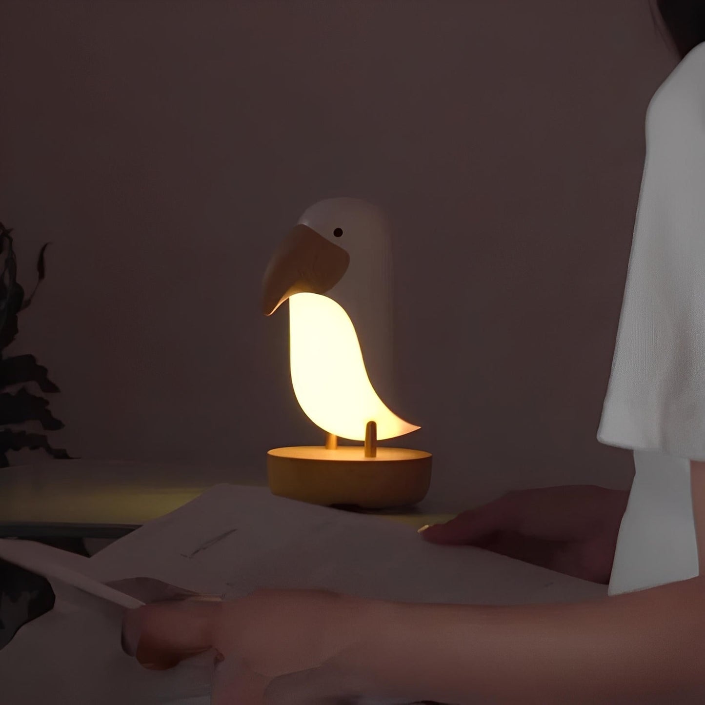 Liora Bird Lamp — Minimalist USB Rechargeable Ambient Night Light