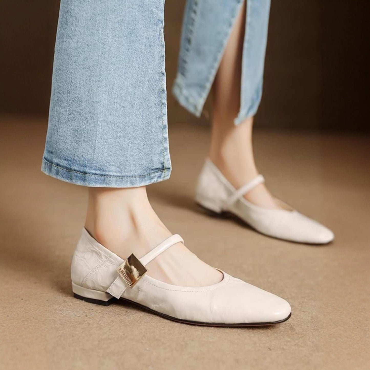 StepIntoUnstoppable™ — Command Every Room in Effortless Comfort and Timeless Style