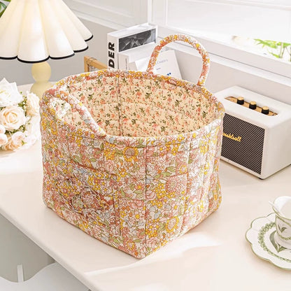 Liora — Gewatteerde bloemen shopper met ruim en opvouwbaar ontwerp