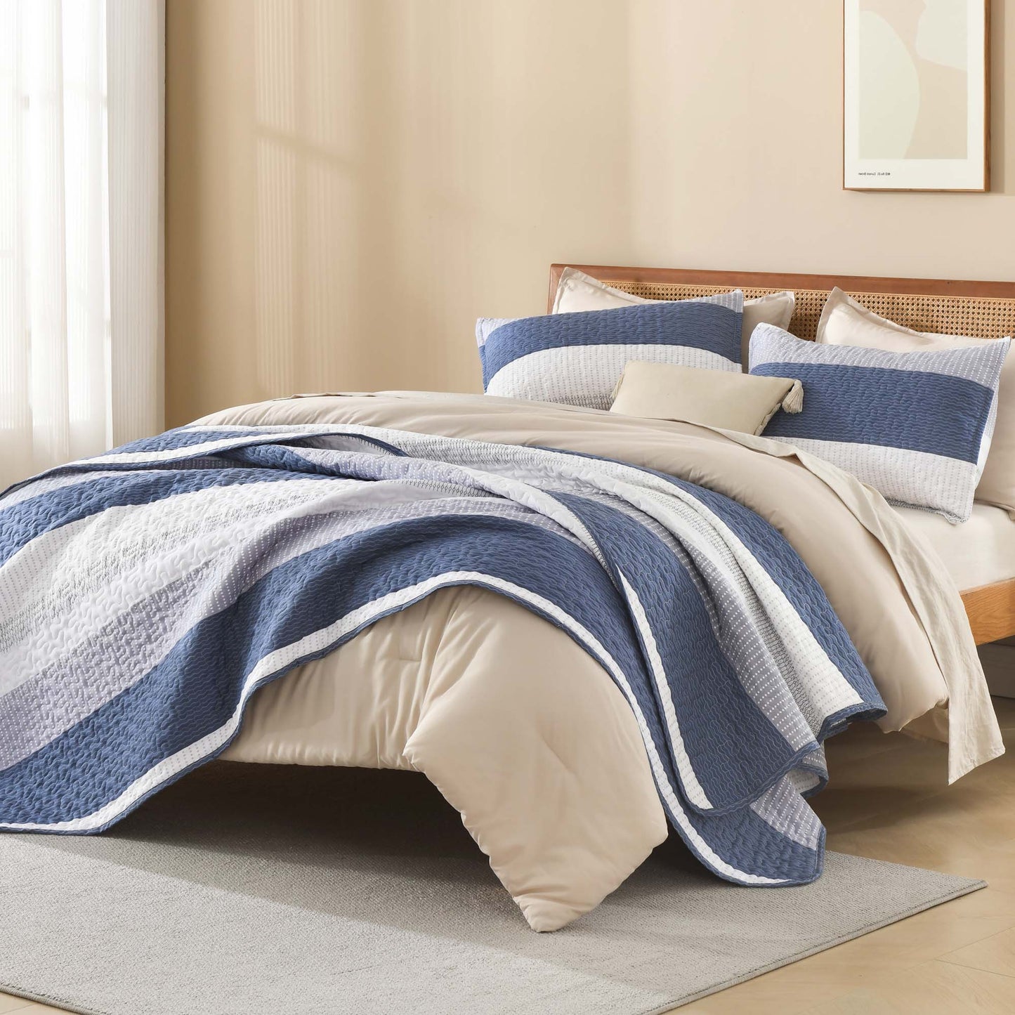 ShadowVeil™ Stripe Quilt Set — Unleash Bold Style and Year-Round Cloudlike Comfort