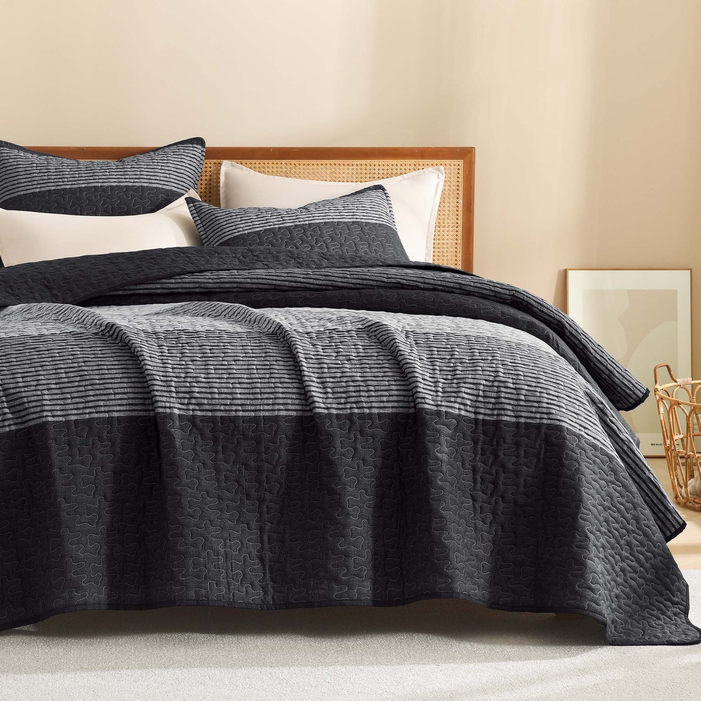 ShadowVeil™ Stripe Quilt Set — Unleash Bold Style and Year-Round Cloudlike Comfort