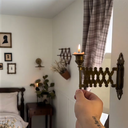 Extending Taper Candle Holder™ — Δημιουργήστε ζεστασιά και ατμόσφαιρα με διαχρονική κομψότητα