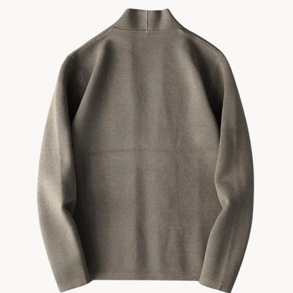 Lioren — Slim-Fit Knit Cardigan for Layered Comfort