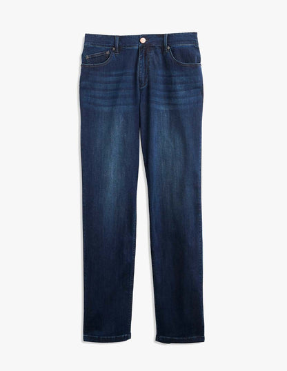 EdgeFlex Denim™ — Comfort That Holds Its Shape