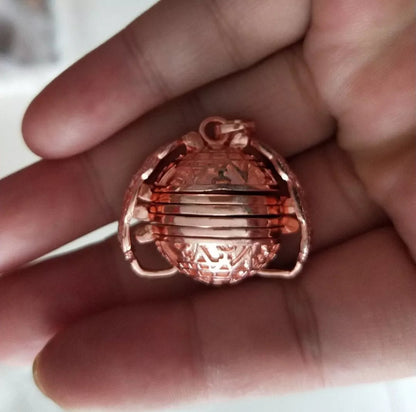 TimelessTreasures™ — Hold Every Precious Memory Close and Shine with Effortless Elegance