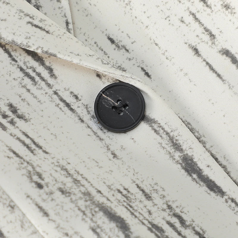 Renly Blazer — Tailored Lightweight Striped Jacket with Vertical Grain