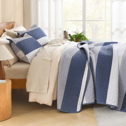ShadowVeil™ Stripe Quilt Set — Unleash Bold Style and Year-Round Cloudlike Comfort