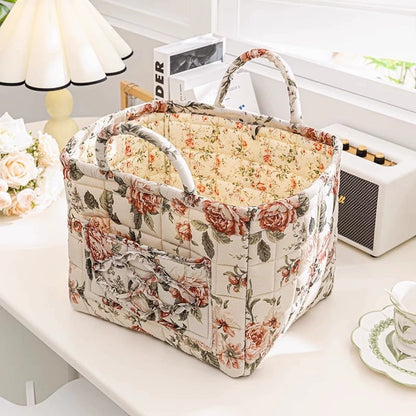 Liora — Gewatteerde bloemen shopper met ruim en opvouwbaar ontwerp