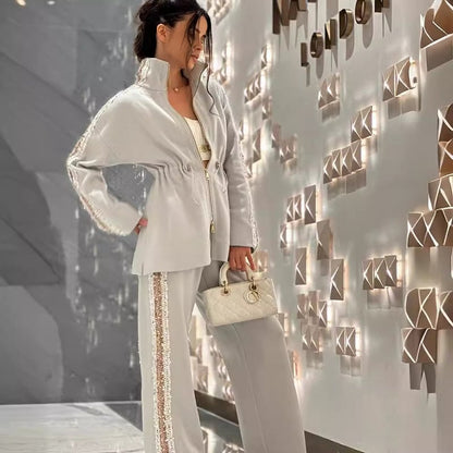 Conjunto Liora Lounge — Conjunto Casual Feminino em Duas Peças com Acabamento em Paetês e Ajuste Confortável