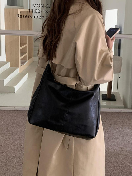 Auréa Shoulder Bag | Full-Grain Leather, Spacious Design 0